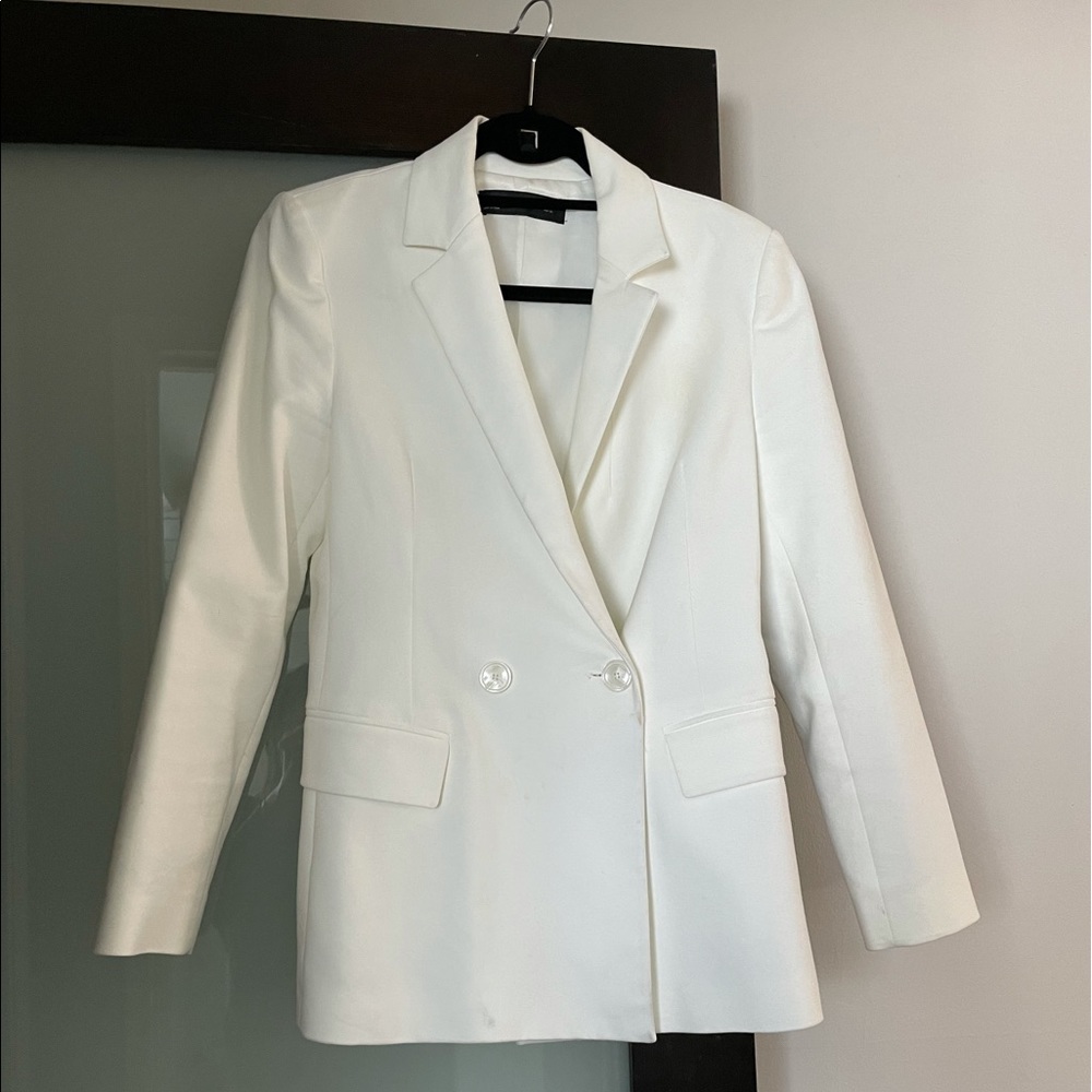 Zara dbl breasted white jacket ! Chic and simple!